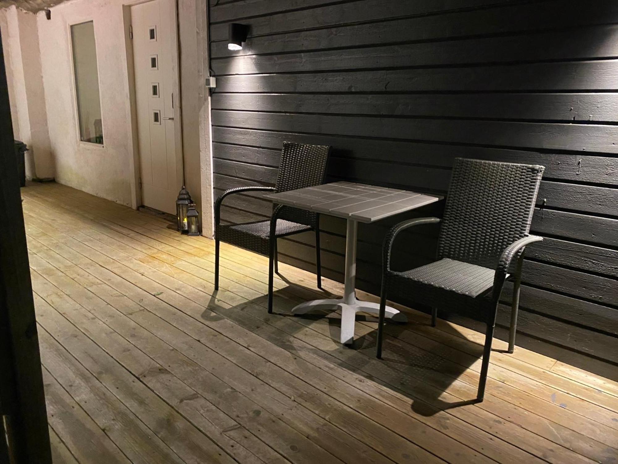 Sentral 4-Roms Leilighet I Trollbakken Tromsø Esterno foto